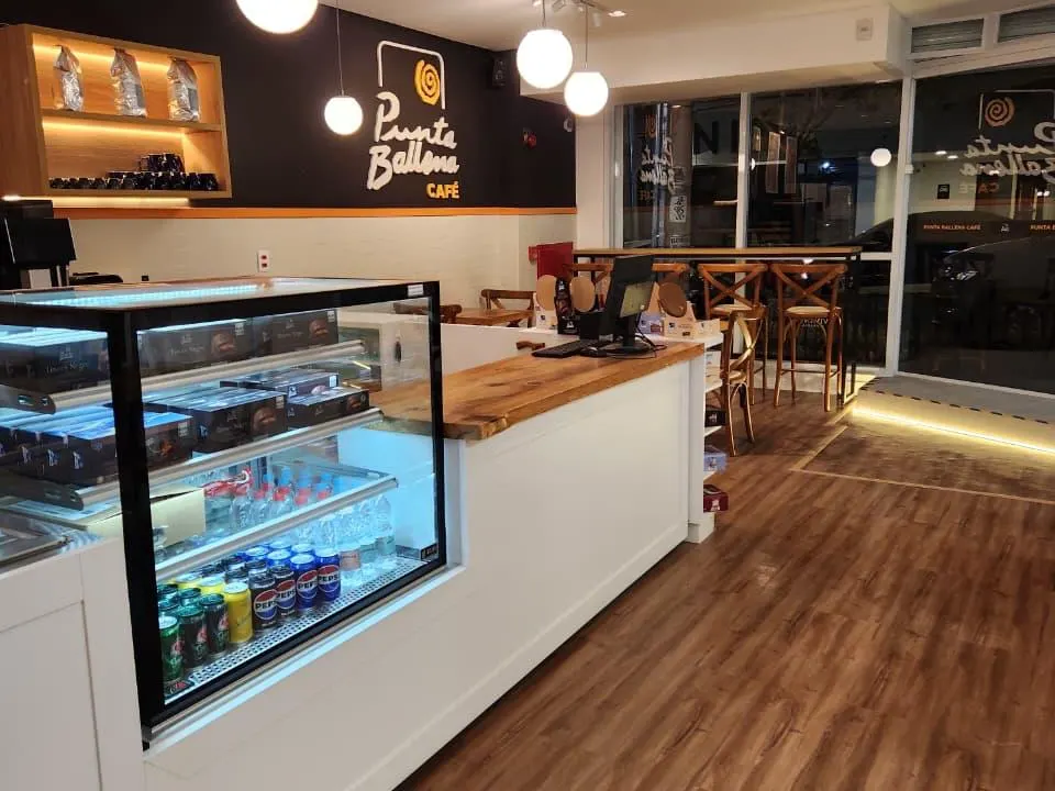 Pinheiros — Punta Ballena Café